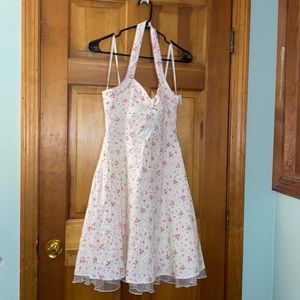Juniors City triangle halter dress-size 9-cream with pink flowers-never worn